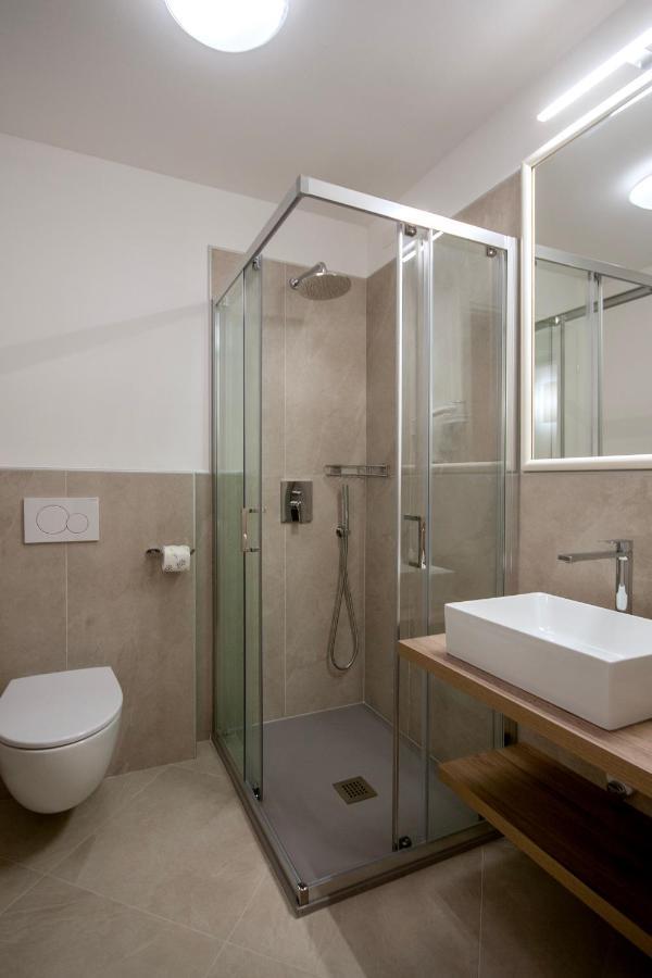 Hotel Metropole Grado Buitenkant foto